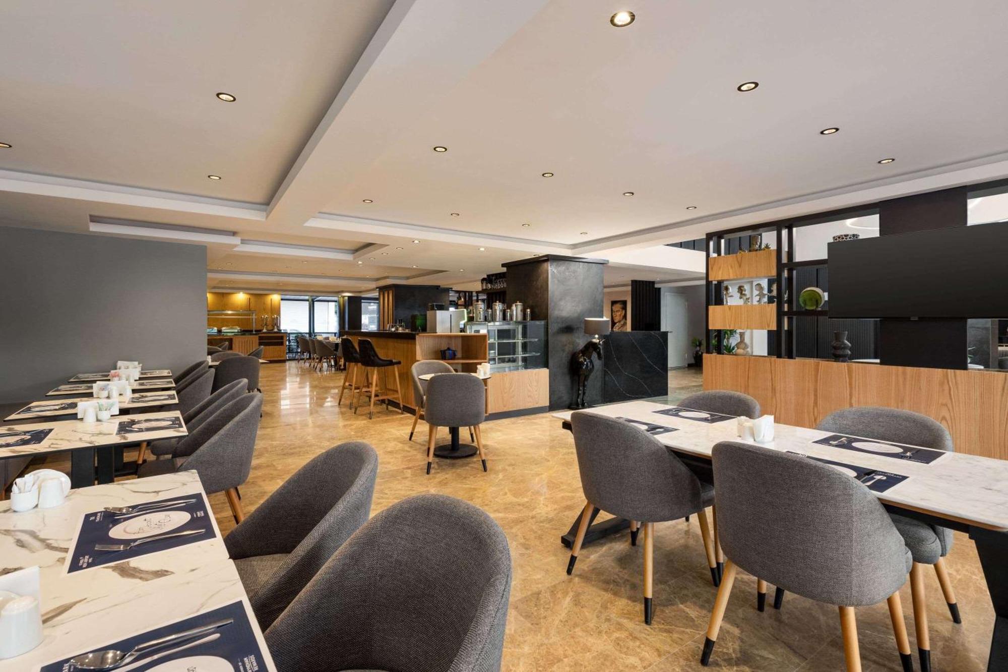 Days Inn By Wyndham Istanbul Arnavutkoy Экстерьер фото
